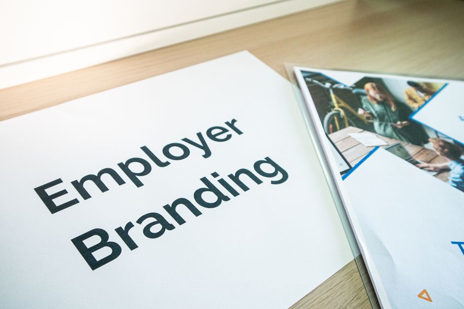 Een team van professionals in Eindhoven die samenwerken aan succesvolle recruitmentstrategieën.
